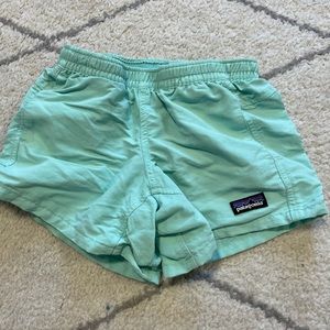 KIDS SIZE SMALL PATAGONIA BAGGIES